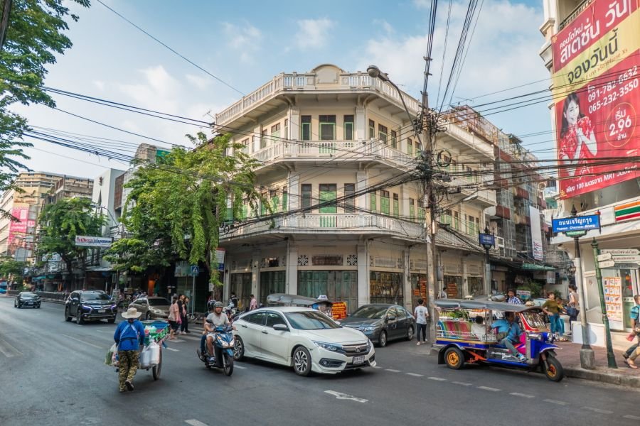 architecture dans la rue charoen krung chinatown bangkok
