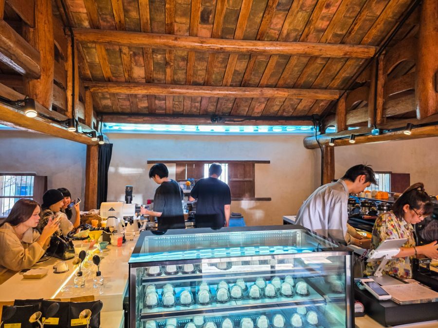 cafe lost in song wat bangkok