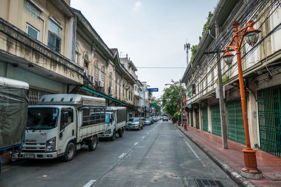 calme a song wat a côté du fruit building bangkok