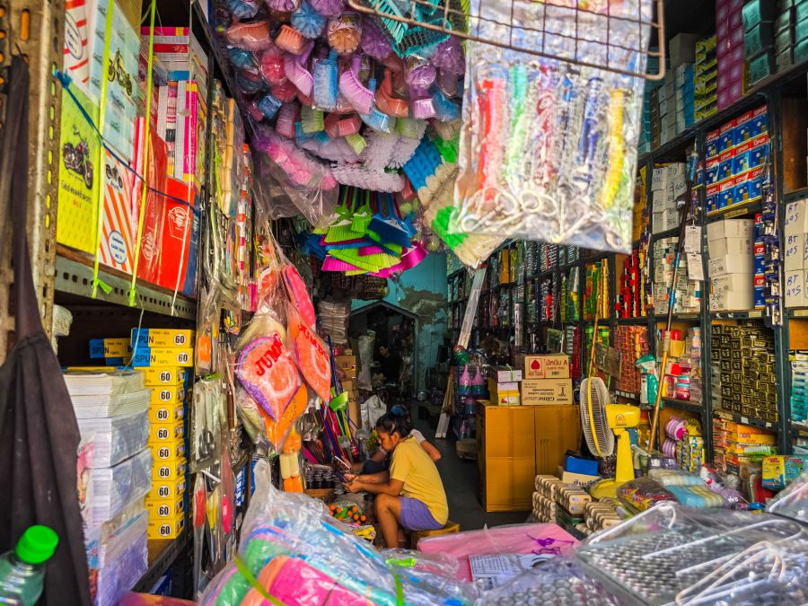 magasin droguerie a song wat bangkok