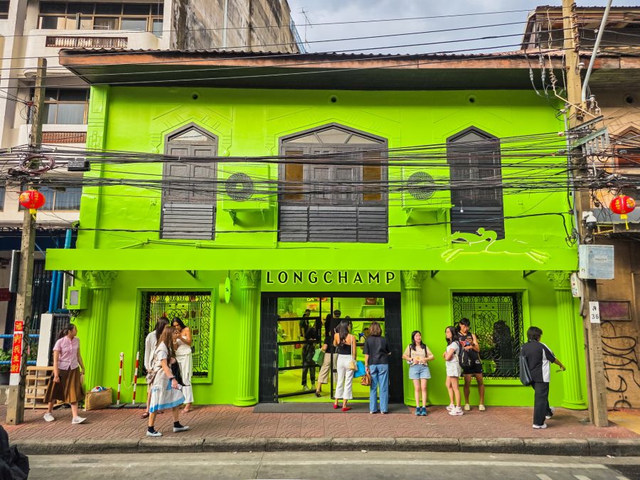 magasin longchamp sur song wat road bangkok
