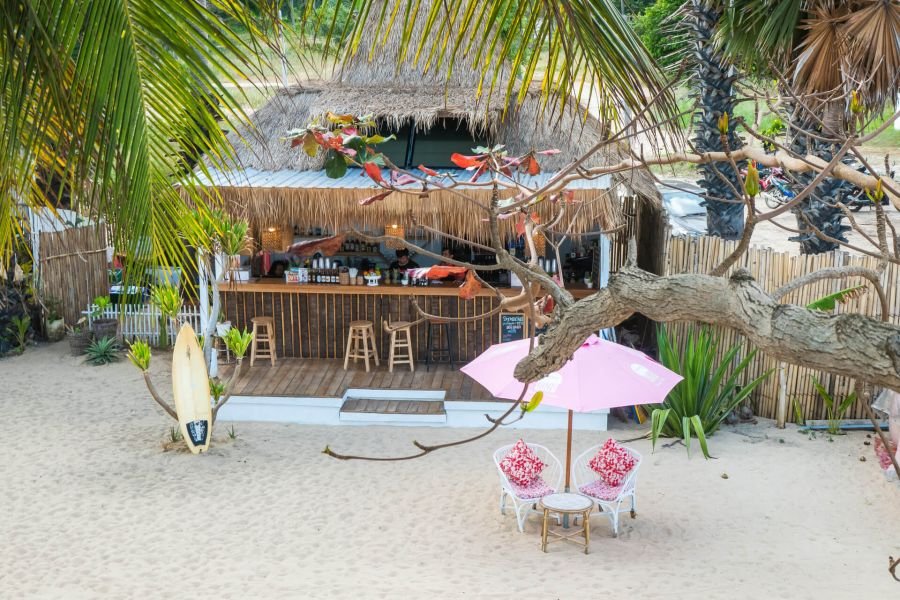 huulaa beachclub sichon nakhon si thammarat
