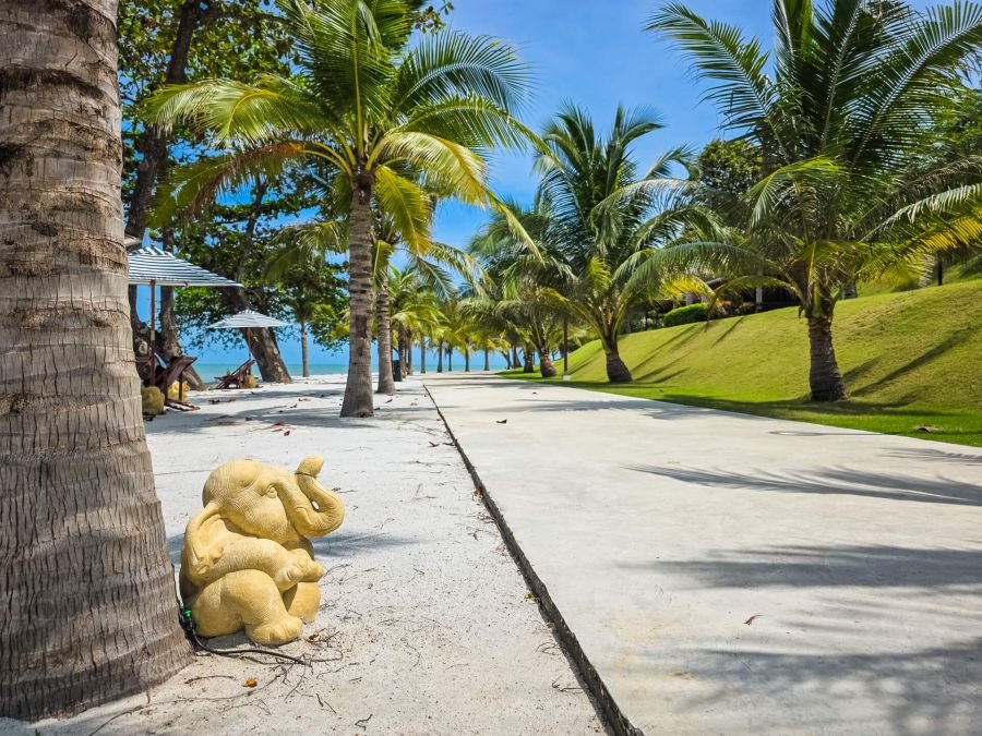 bord de mer au issara cape sichon thailande