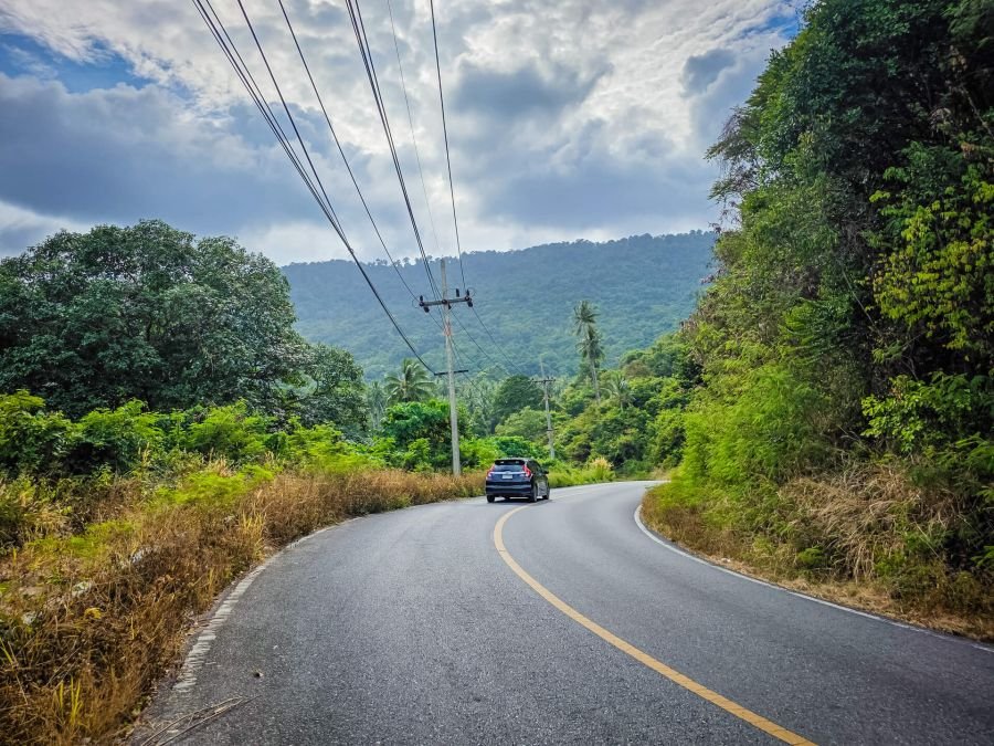 debut de la route panoramique entre sichon et khanom thailande