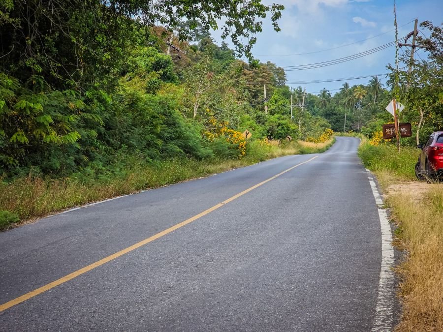 parking au bord de route premier point de vue sichon nakhon si thammarat