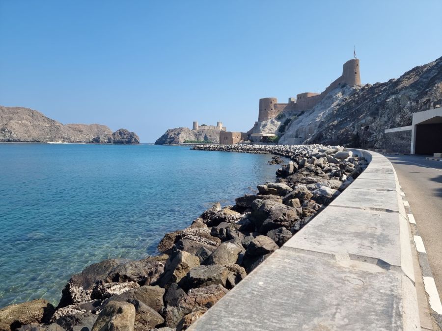 al mirani view côté palais royal oman