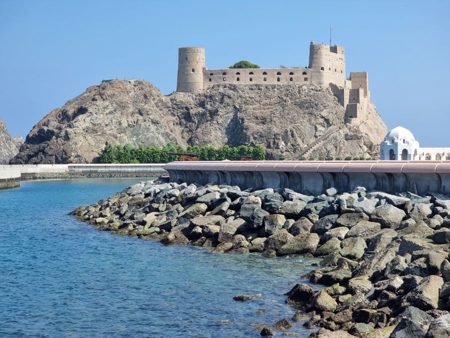 fort al jalali jouxtant palais royal de mascate oman