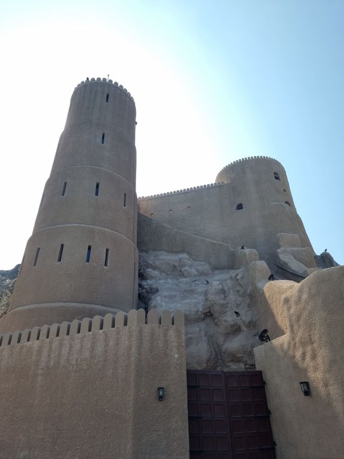 tour du fort al mirani mascate oman