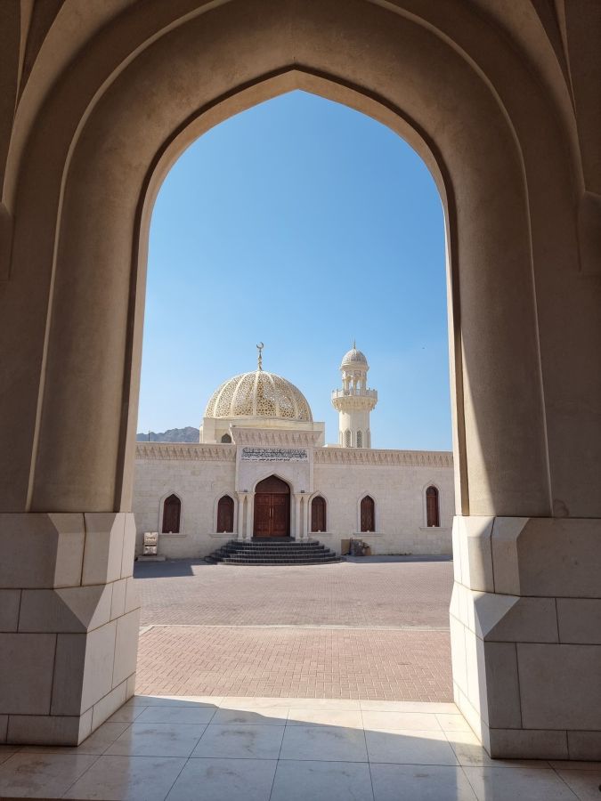 vue sur la mosquée jami’aa alhaaj ali bin moosa oman