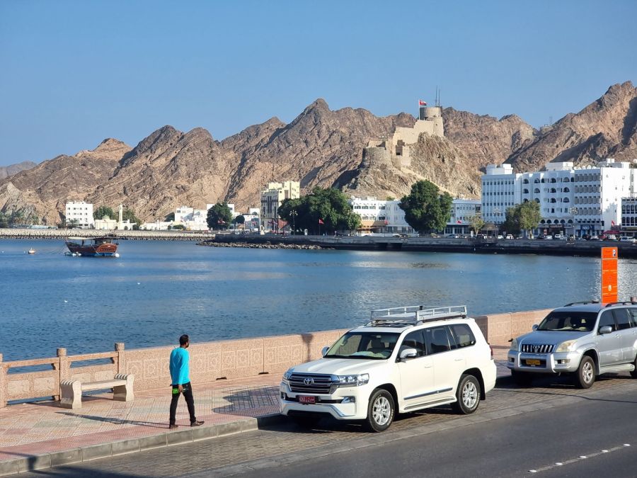 passage par mutrah corniche en big bus oman