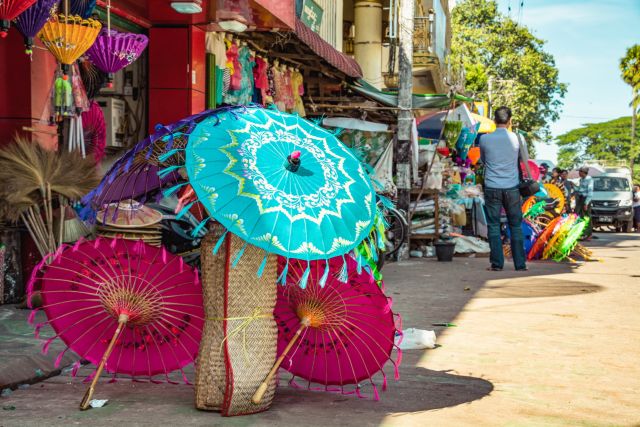 parasols pathein birmanie