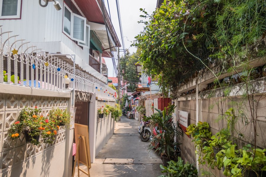 quartier kudee jin - bangkok